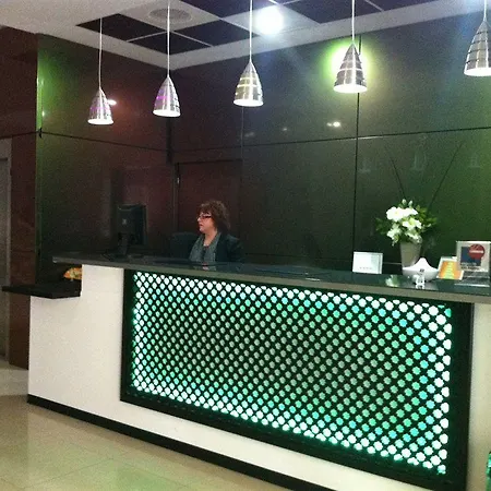 Nap Hotel Oviedo 4*