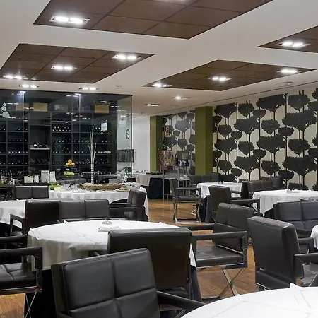 Nap Hotel Oviedo Hotel 4*